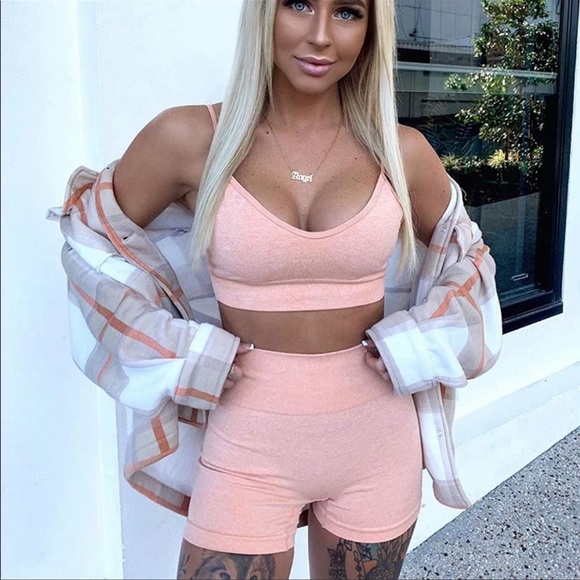 Seamless Workout Set - Picture 6 of 9